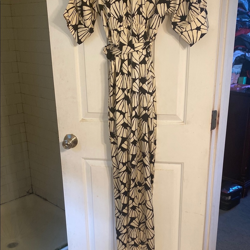 Anthropologie, Macy's Black and White Dolman Sleeve Jumpsuit - Picture 5 of 9